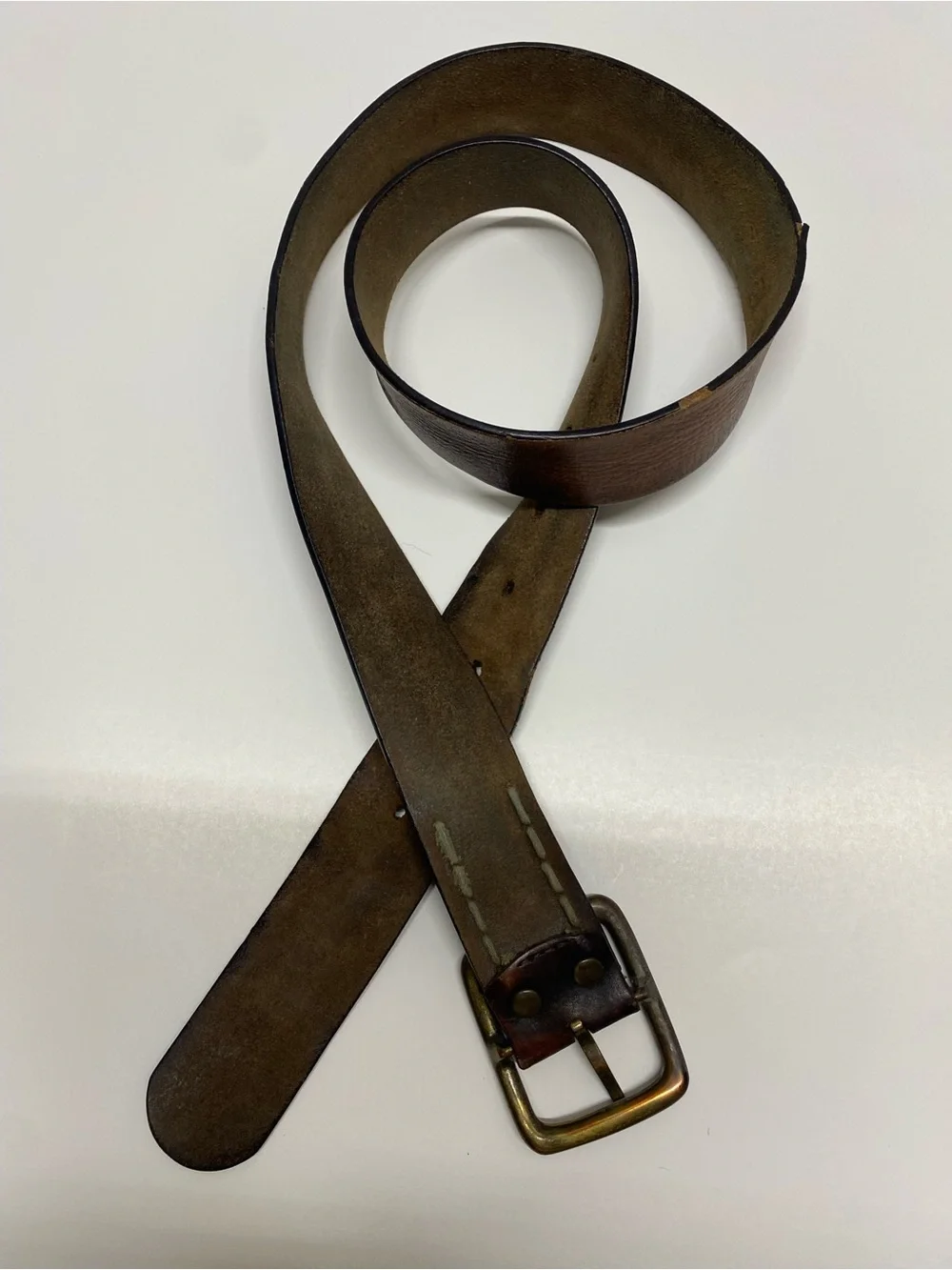 * vintage American Eagle Outfitters distressed brown leather belt brass 38”